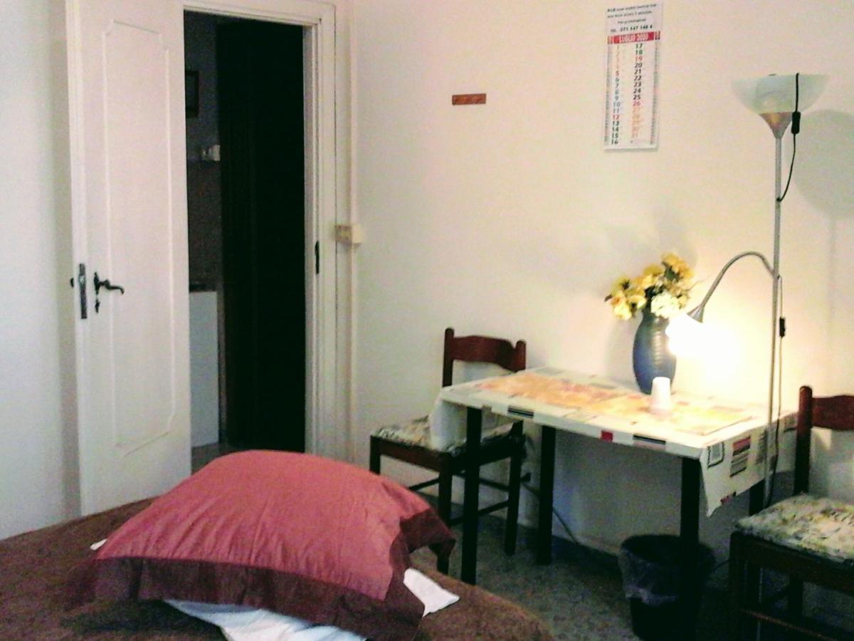 B&B Metro' Central Line Rome Exterior photo